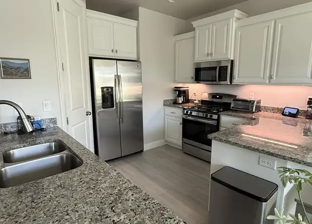 Property at 468 W Camino Corto, Washington, UT, 84780, 3 beds, 2 baths, [object Object]