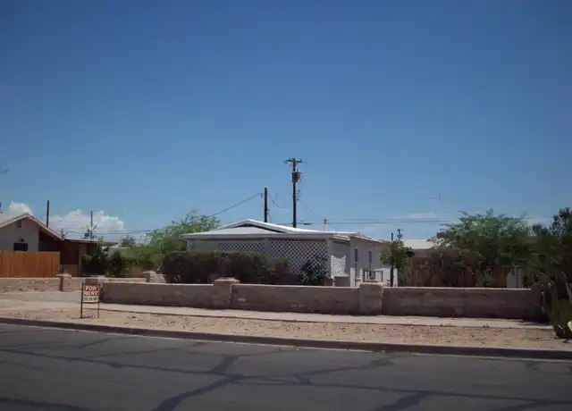 Property at 965 S 6th Ave Unit Front, Yuma, AZ, 85364, 1 bed, 1 bath, [object Object]