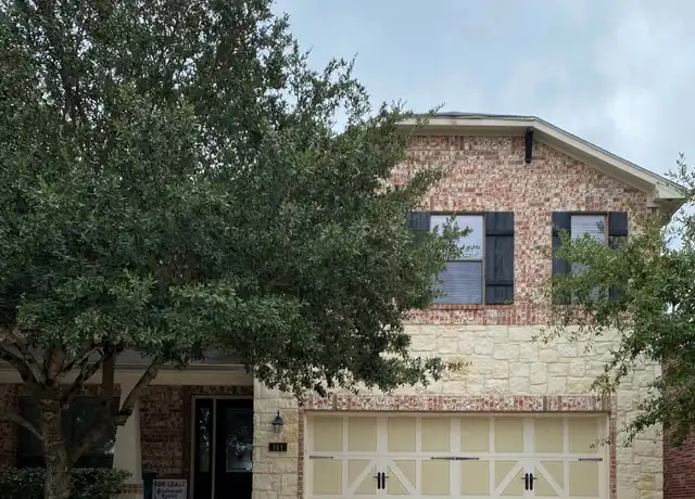 Property at 141 Hitching Post, Boerne, TX, 78006, 5 beds, 3.5 baths, [object Object]