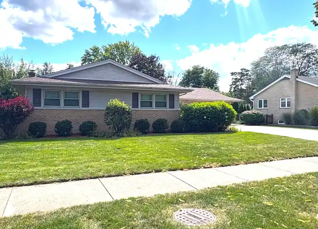 Property at 933 Garden Ln, Wheeling, IL, 60090, 3 beds, 2 baths, [object Object]