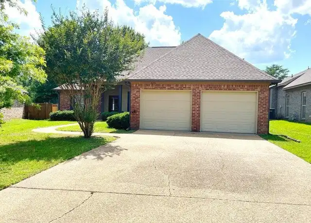 Property at 623 Chambord Dr, Brandon, MS, 39042, 3 beds, 2 baths, [object Object]