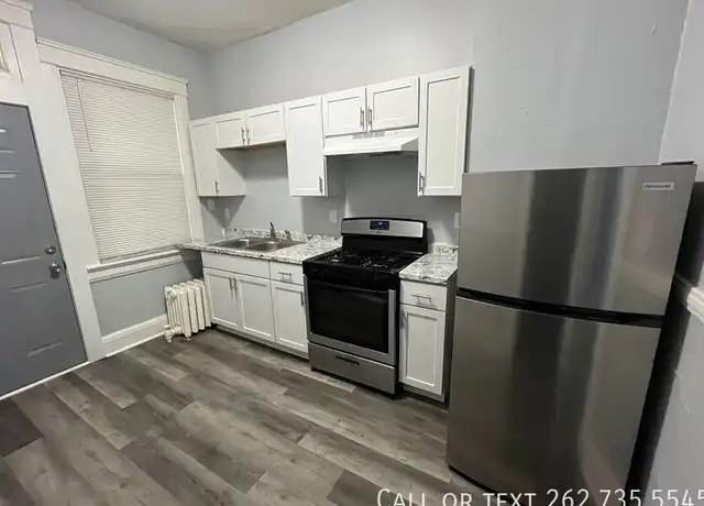Property at 314 10th St Unit 4, Racine, WI, 53403, 1 bed, 1 bath, [object Object]