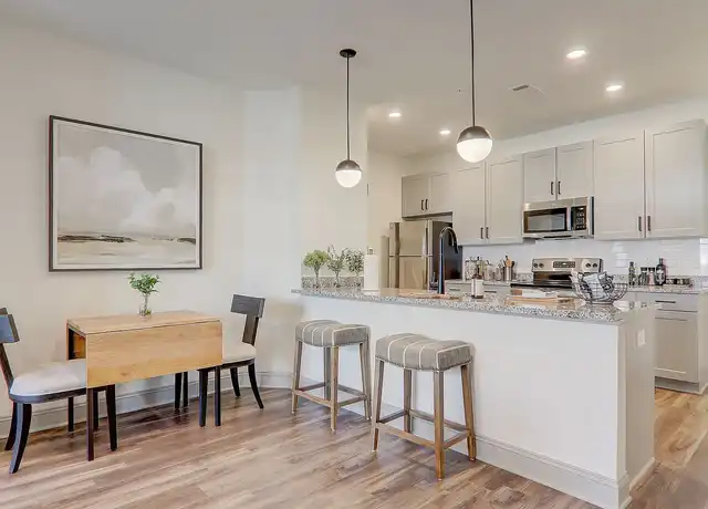 Property at Highline North Apartments - 602 Highline Dr, Asheville, NC, 28804, 1-3 bed, 1-2 bath, [object Object]