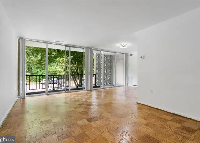 Property at 4355 Ivymount Ct #27, Annandale, VA, 22003, 1 bed, 1 bath, [object Object]