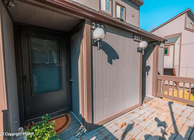 Property at 222 Cross Country Ln, Tannersville, PA, 18372, 3 beds, 2.5 baths, [object Object]