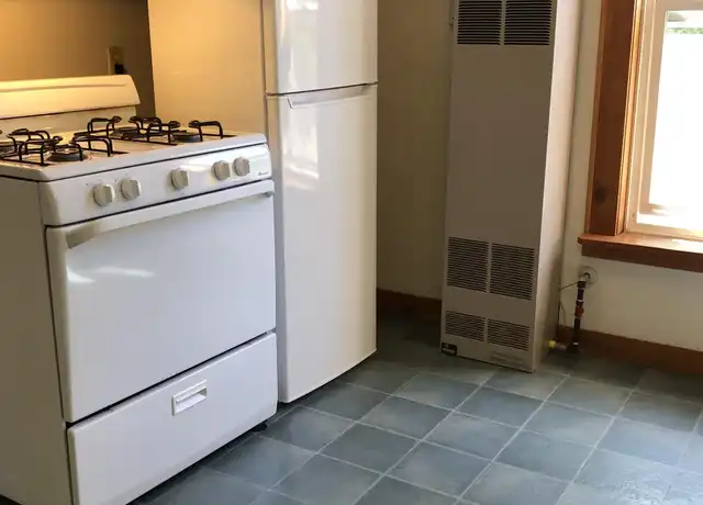 Property at 642 NW 11th St #3, Corvallis, OR, 97330, 0 beds, 1 bath, [object Object]
