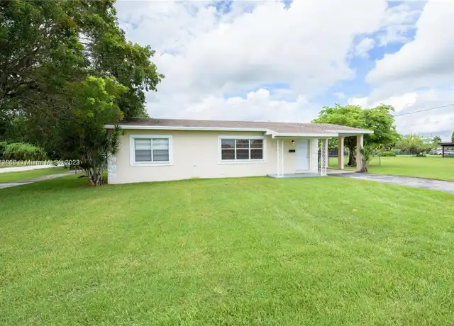 Property at 640 SW 5th Ave, Florida City, FL, 33034, 2 beds, 1 bath, [object Object]
