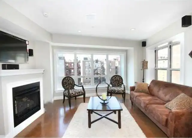 Property at 9 N Margin St Unit 5, Boston, MA, 02113, 1 bed, 1 bath, [object Object]