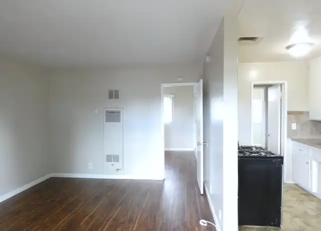 Property at 9354 Greenwell St Unit 7, Bellflower, CA, 90706, 1 bed, 1 bath, [object Object]
