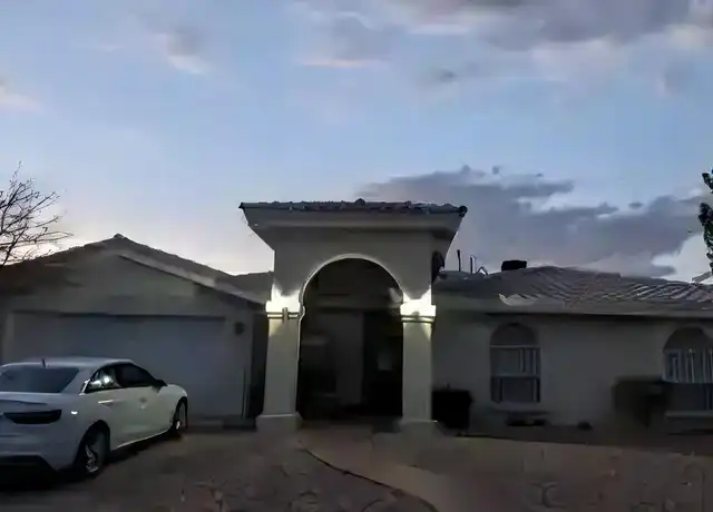 Property at 7417 Mission Viejo Dr, El Paso, TX, 79912, 3 beds, 2 baths, [object Object]
