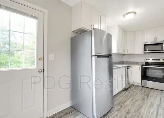 Property at 12018 Morningside Dr, Louisville, KY, 40229, 2 beds, 1.5 baths, [object Object]