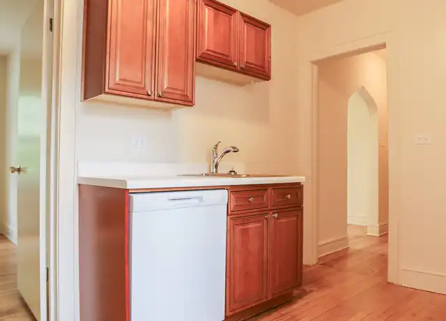 Property at 2958 N Seeley Ave Unit 3, Chicago, IL, 60618, 2 beds, 1 bath, [object Object]