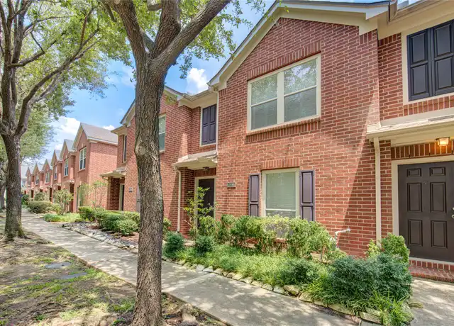 Property at 830 W Heights Hollow Ln, Houston, TX, 77007, 2 beds, 2 baths, [object Object]