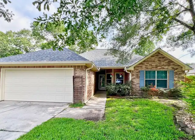 Property at 810 Springwood Dr, Conroe, TX, 77385, 3 beds, 2 baths, [object Object]