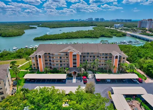 Property at 300 Horse Creek Dr #107, Naples, FL, 34110, 2 beds, 2 baths, [object Object]