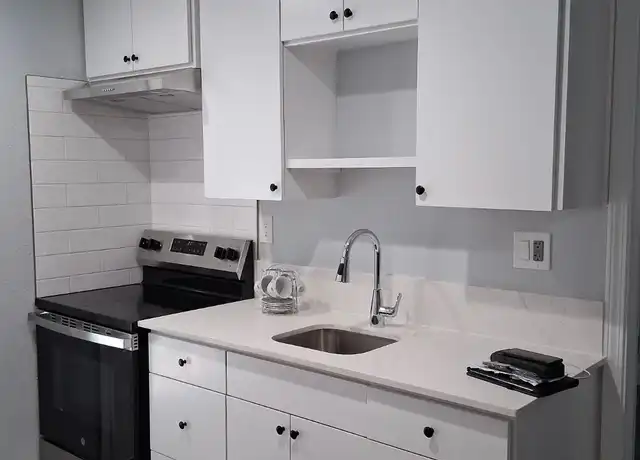 Property at 5304 Arapahoe St Unit 2, Houston, TX, 77020, 2 beds, 2 baths, [object Object]