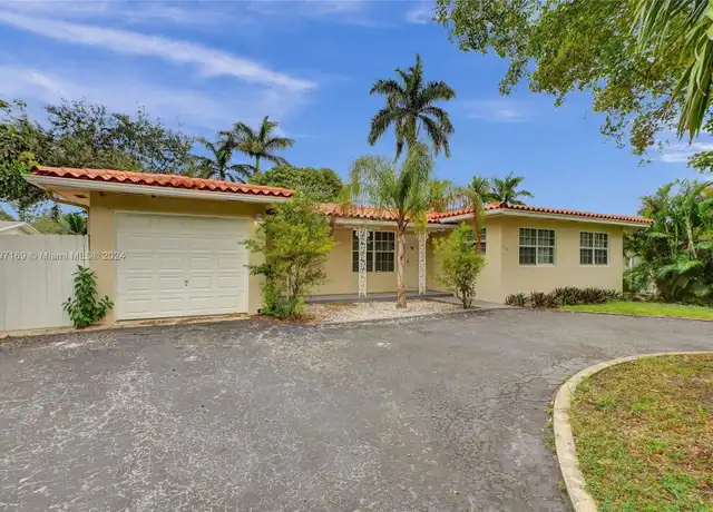 Property at 13935 S Biscayne River Rd, Miami, FL, 33161, 3 beds, 2 baths, [object Object]