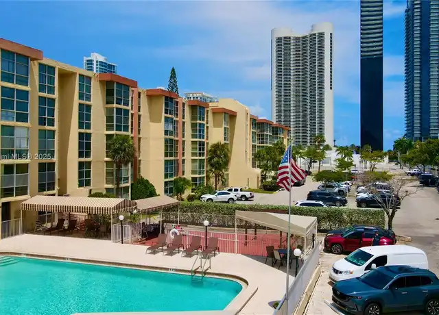 Property at 200 172nd St #114, Sunny Isles Beach, FL, 33160, 1 bed, 1.5 baths, [object Object]