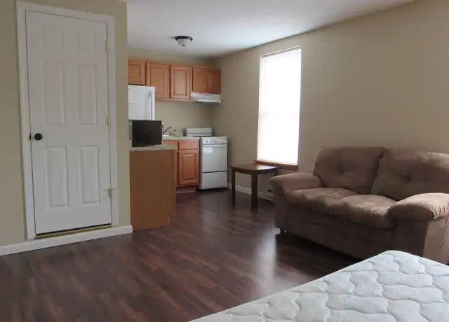 Property at 1100 Philadelphia St Unit 1100-305 1100-305A, Indiana, PA, 15701, 1 bed, 1 bath, [object Object]