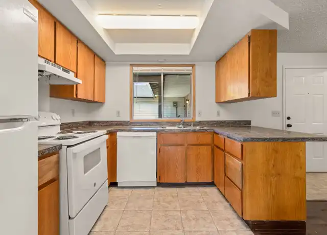 Property at 3605 NE 49th St Unit 7, Vancouver, WA, 98661, 3 beds, 1.5 baths, [object Object]
