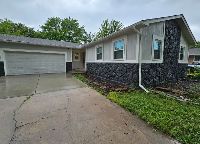 Property at 4149 Clarendon St, Bel Aire, KS, 67220, 3 beds, 2 baths, [object Object]