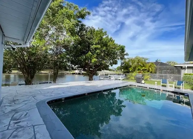 Property at 1518 SE 32nd St, Cape Coral, FL, 33904, 3 beds, 2 baths, [object Object]