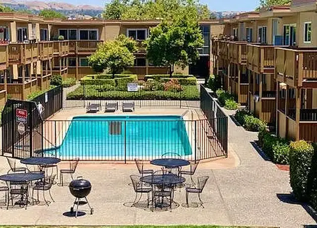 Photo of 20156 Stanton Ave, Castro Valley, CA 94546