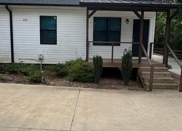 Property at 601 W 7th Ave, Easley, SC, 29640, 2 beds, 2 baths, [object Object]