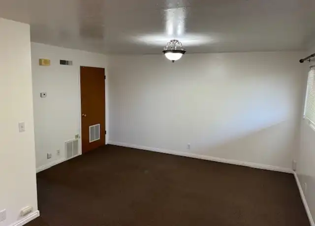 Property at 266 N 300 E Unit 17, Provo, UT, 84606, 2 beds, 1 bath, [object Object]