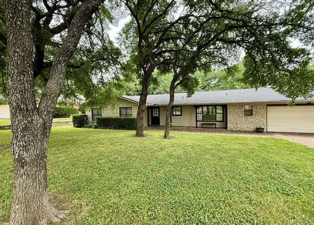 Property at 4011 Fairway Dr, Granbury, TX, 76049, 3 beds, 2 baths, [object Object]