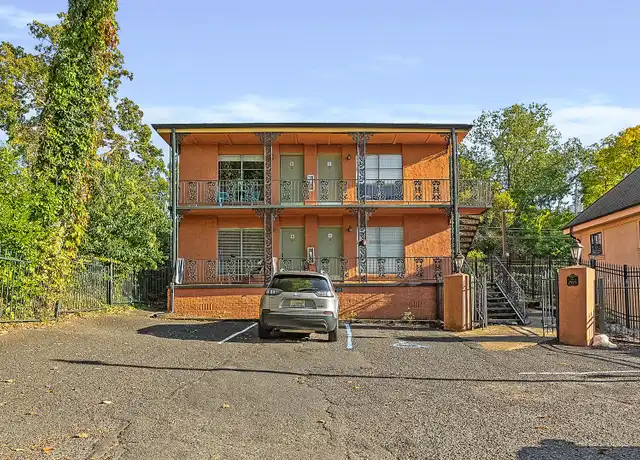 Property at 2925 Clairmont Ave Unit A, Birmingham, AL, 35205, 1 bed, 1 bath, [object Object]