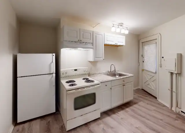 Property at 10 Belchertown Rd Unit 27, Amherst, MA, 01002, 1 bed, 1 bath, [object Object]