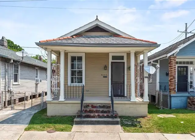 Property at 8605 Nelson St, New Orleans, LA, 70118, 2 beds, 1 bath, [object Object]