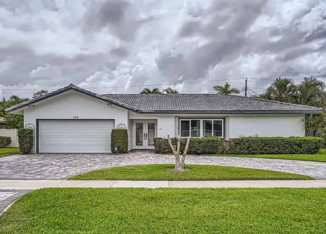 Property at 104 Saint Cloud Ln, Boca Raton, FL, 33431, 4 beds, 2 baths, [object Object]