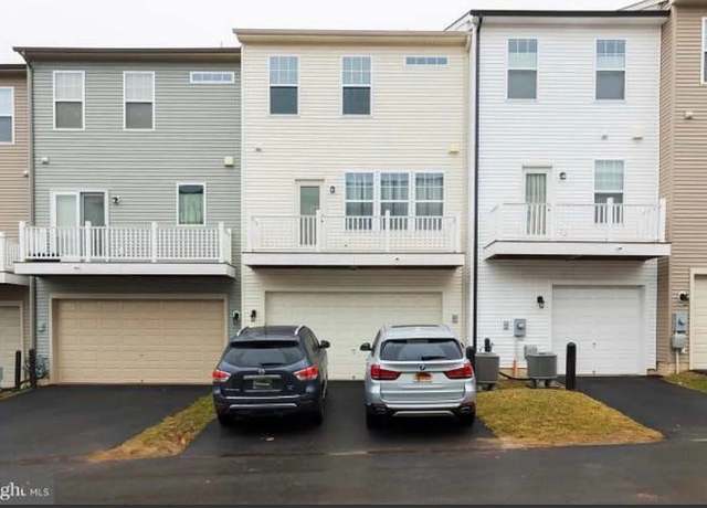 Photo of 44024 Etna Ter, Chantilly, VA 20152