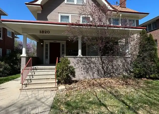 Property at 1820 A St Unit 3, Lincoln, NE, 68502, 1 bed, 1 bath, [object Object]