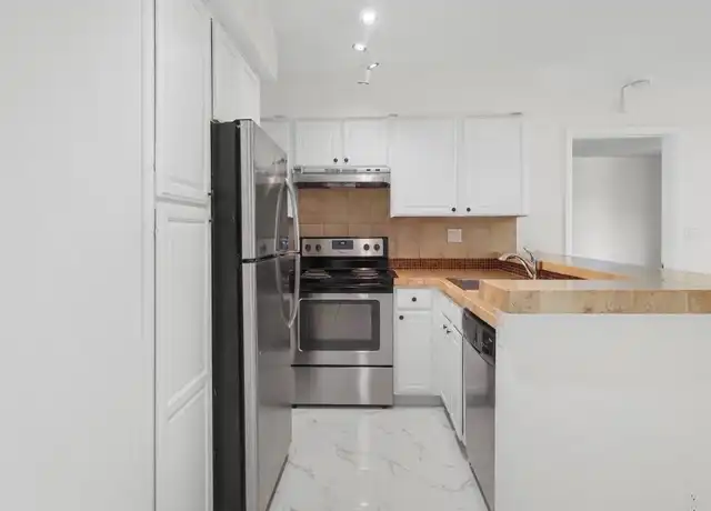 Property at 941 Lyons Rd #5103, Coconut Creek, FL, 33063, 2 beds, 2 baths, [object Object]
