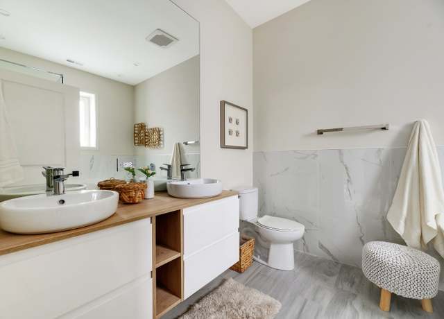 Photo of 790 E Irving Park Rd Unit 1W, Roselle, IL 60172
