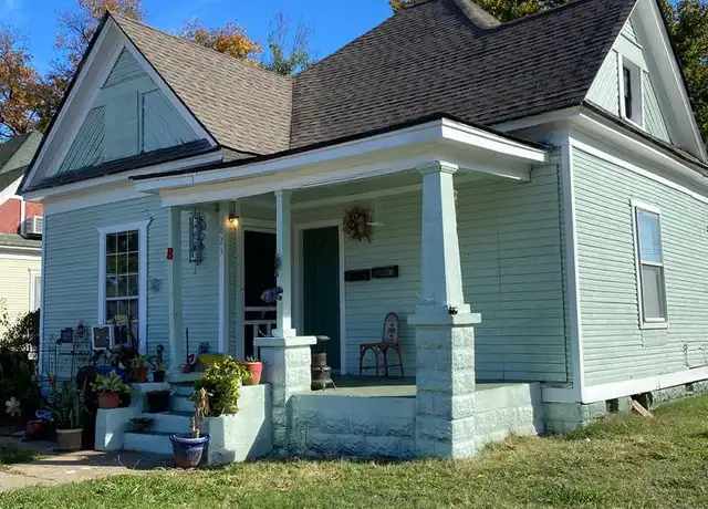 Property at 823 S 19th St, Fort Smith, AR, 72901, 1 bed, 1 bath, [object Object]