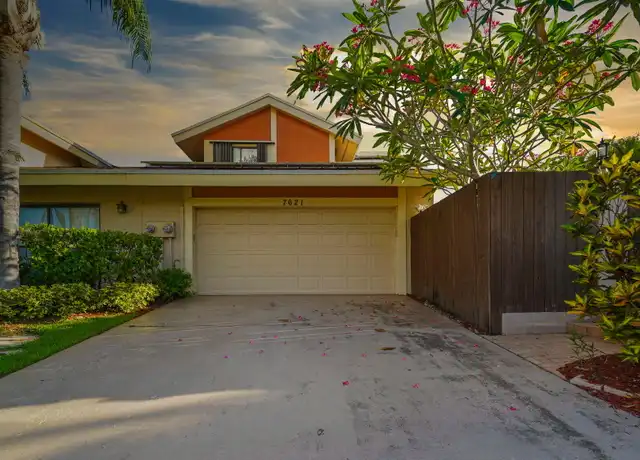 Property at 7621 Sierra Ter W, Boca Raton, FL, 33433, 3 beds, 2.5 baths, [object Object]