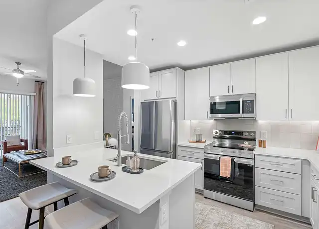 Property at Cortland Uptown Altamonte - 285 Uptown Blvd, Altamonte Springs, FL, 32701, 2 beds, 2 baths, [object Object]
