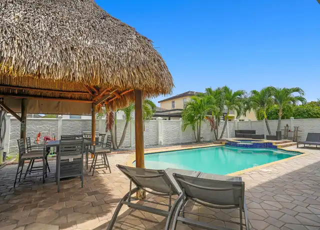 Property at 17933 NW 87th Pl, Hialeah, FL, 33018, 5 beds, 5 baths, [object Object]
