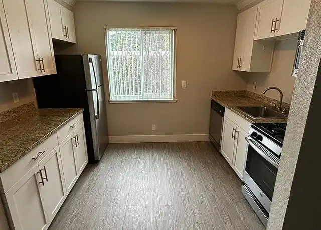 Property at Sutter Crossing Apartments - 5939 Sutter Ave, Carmichael, CA, 95608, 2 beds, 1 bath, [object Object]