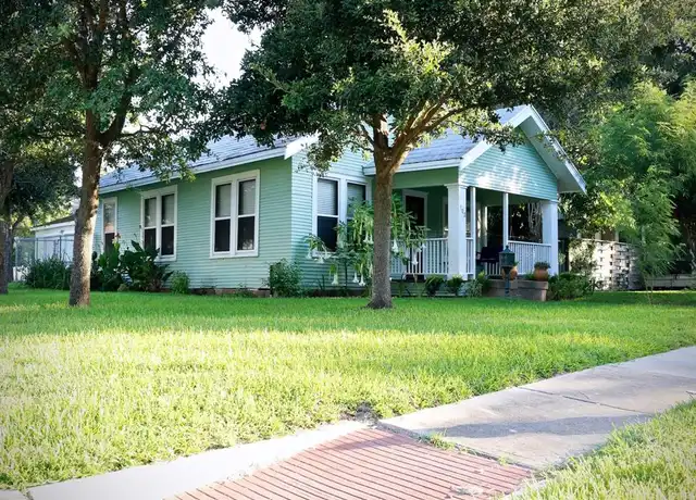 Property at 103 6th St, Sugar Land, TX, 77498, 2 beds, 1 bath, [object Object]