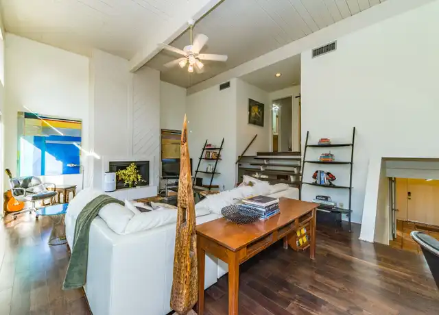 Property at 3102 Eisenhauer Rd Unit A1, San Antonio, TX, 78209, 2 beds, 2.5 baths, [object Object]