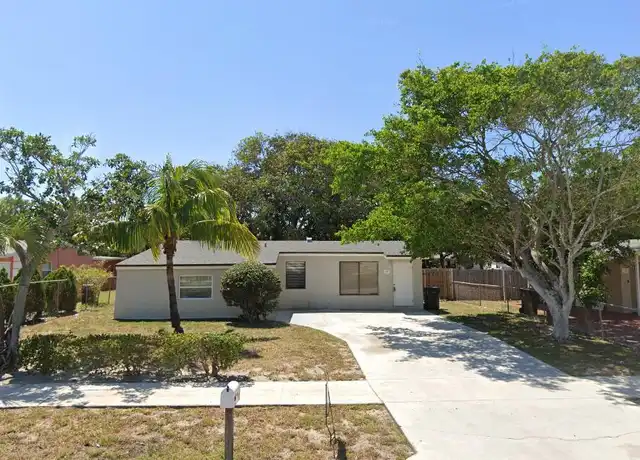 Property at 426 SW 14th Ave, Delray Beach, FL, 33444, 3 beds, 2 baths, [object Object]