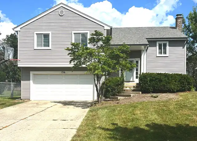 Property at 136 Lilac Ln, Buffalo Grove, IL, 60089, 4 beds, 3 baths, [object Object]