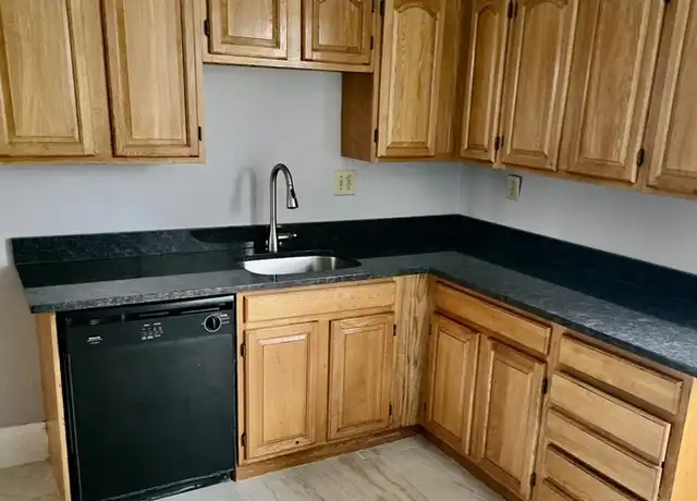 Property at 31 Kenberma Rd Unit 2, Boston, MA, 02124, 2 beds, 1 bath, [object Object]