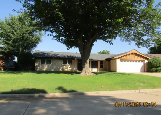 Property at 4120 NW Currell Dr, Lawton, OK, 73505, 3 beds, 2 baths, [object Object]