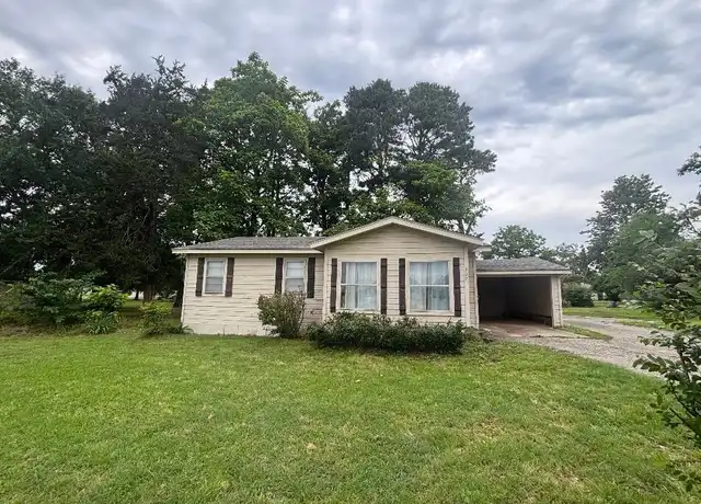Property at 907 Mount Sylvan St, Lindale, TX, 75771, 3 beds, 1 bath, [object Object]